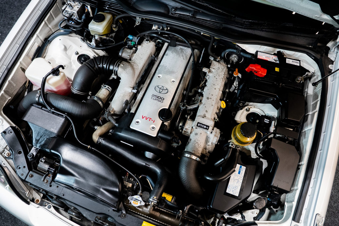 2000 Toyota Crown Athlete V | 1JZGTE - LOW KMS!