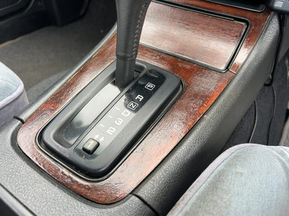 1992 Nissan Laurel MEDALIST TWIN CAM 24V