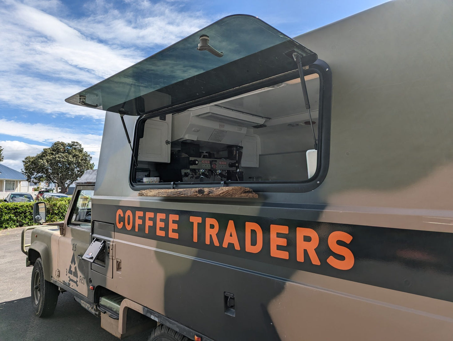 1995 Land Rover Defender Military 6X6 95