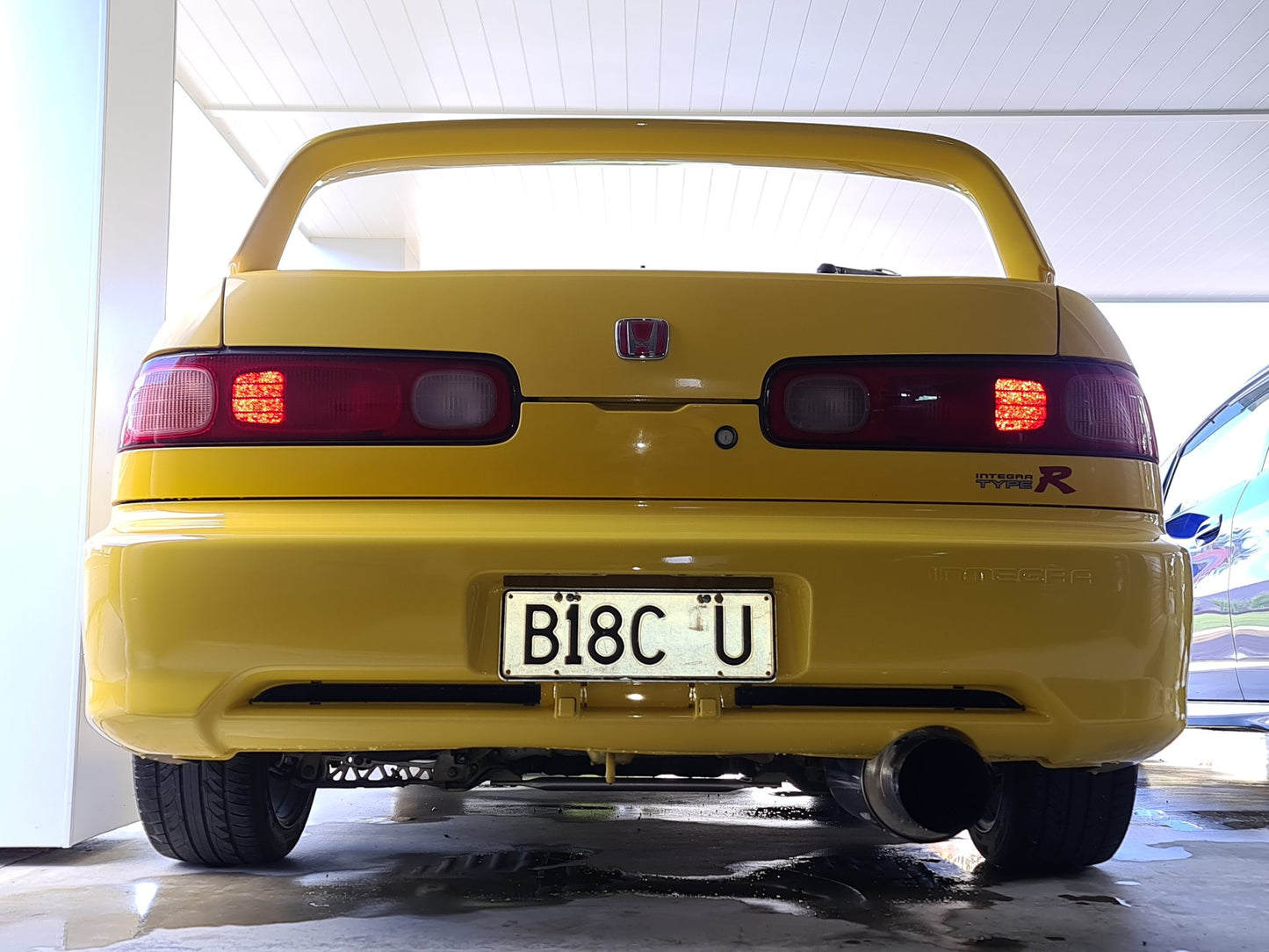 2000 Honda Integra Type-R