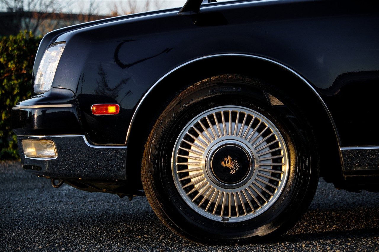 1997 Toyota Century V12