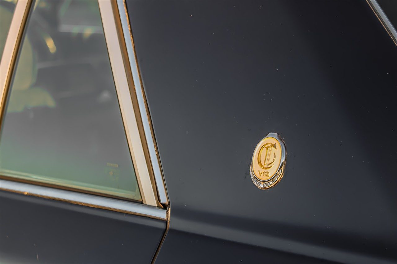 1997 Toyota Century V12