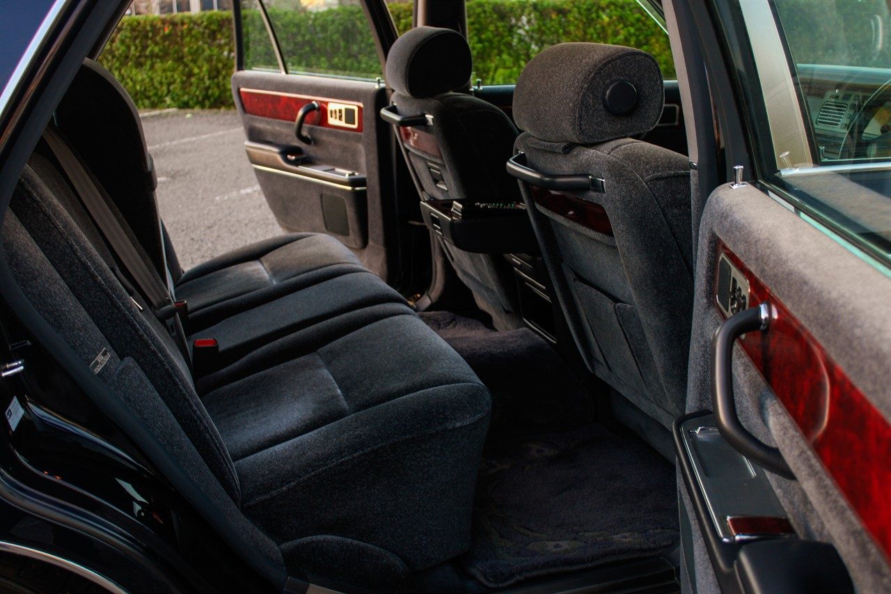 1997 Toyota Century V12