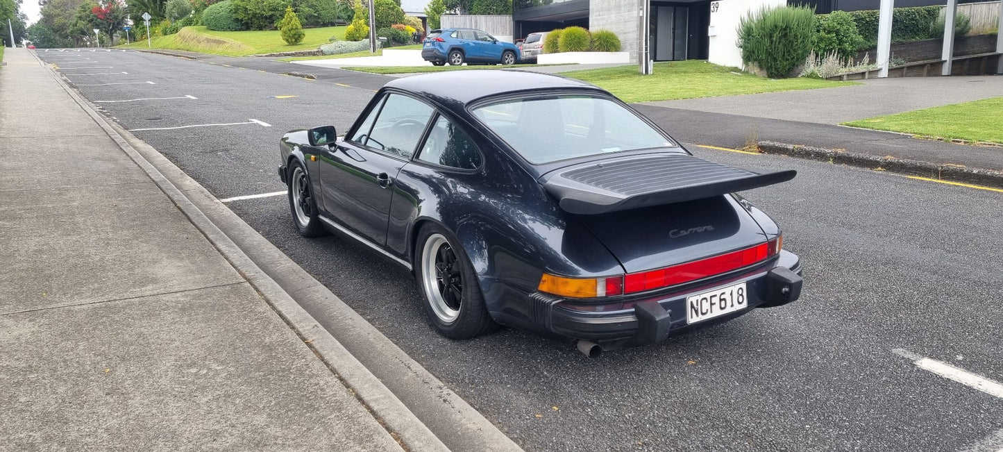 1988 Porsche 911 Carrera