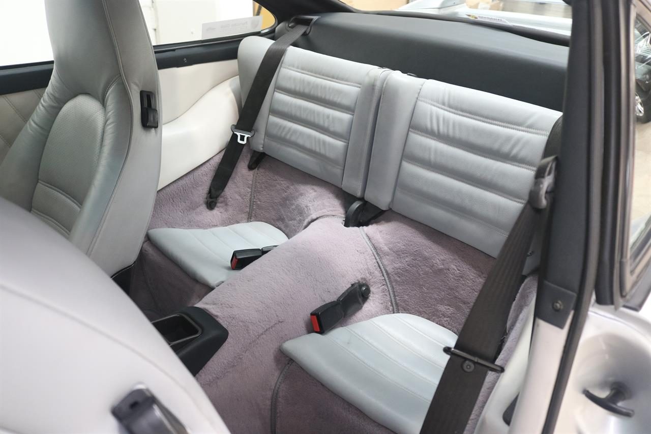 1992 Porsche 911 Carrera 2