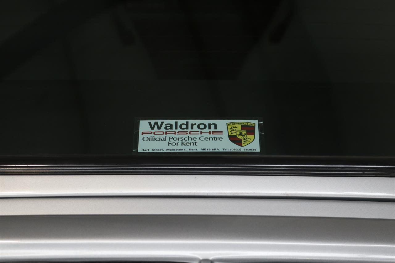 1992 Porsche 911 Carrera 2