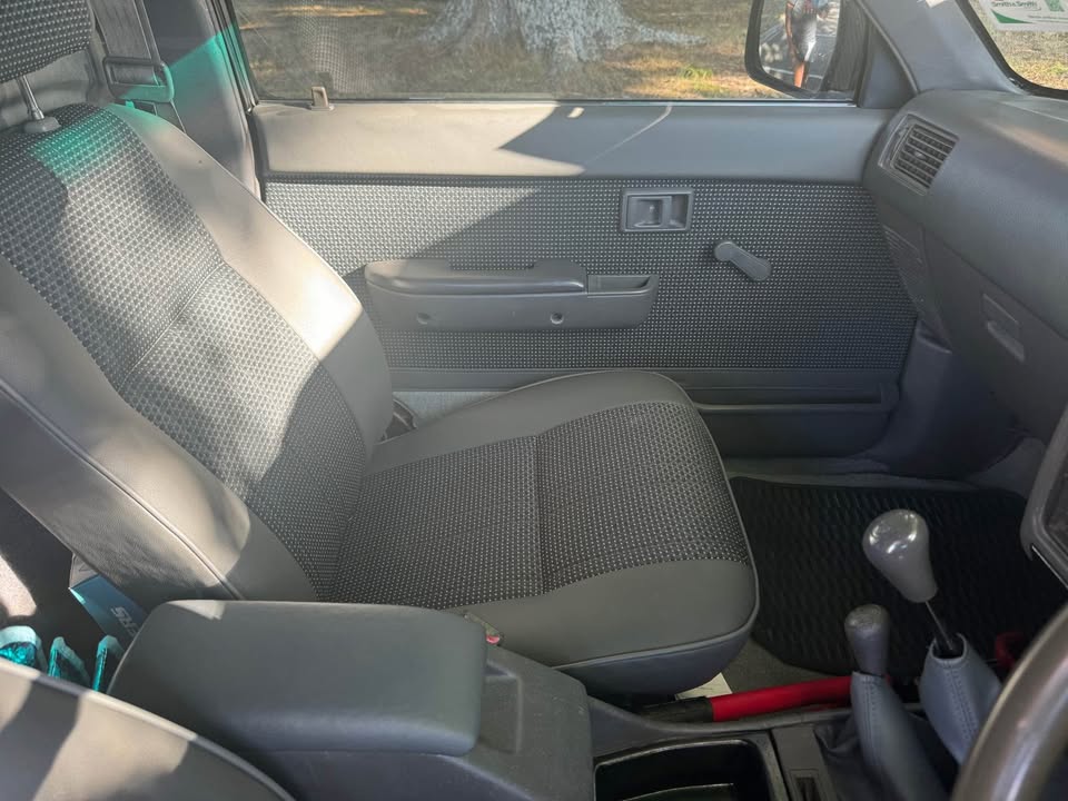 1993 Toyota Hilux