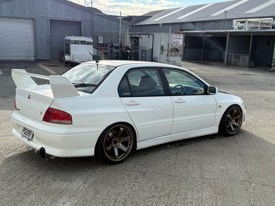 Mitsubishi lancer evolution 7