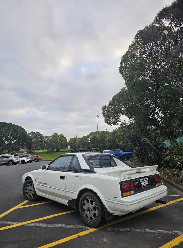 1987 Toyota MR2 AW11