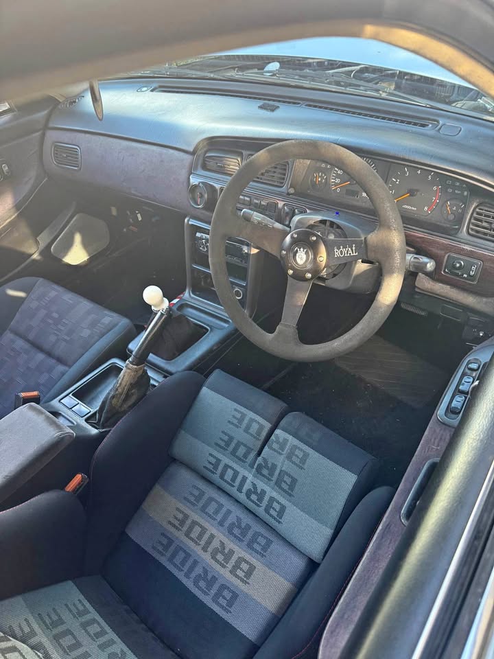 1992 Nissan Laurel