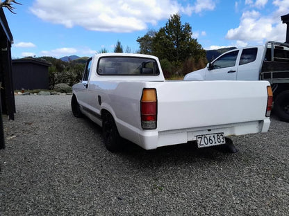 1984 Mazda B2000