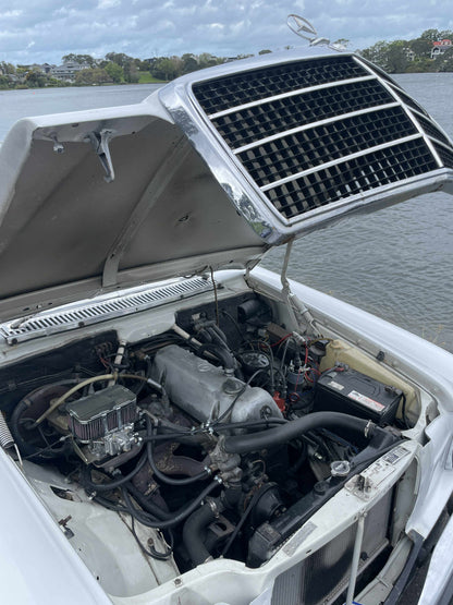 1976 Mercedes-Benz W115 230