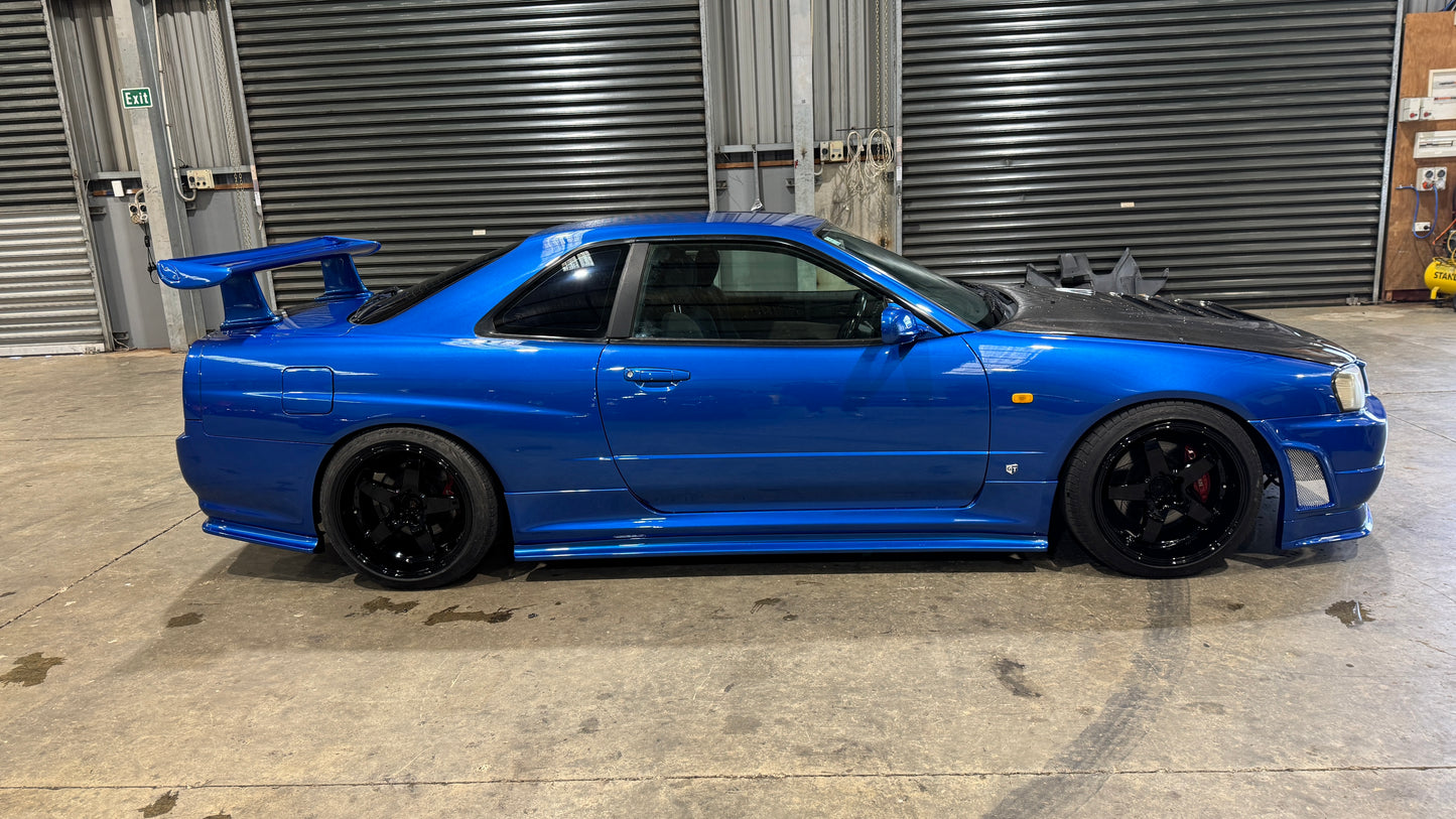 1998 Nissan Skyline R34 Bayside Blue - GTT