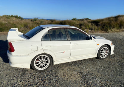 1998 Mitsubishi Lancer Evolution 5