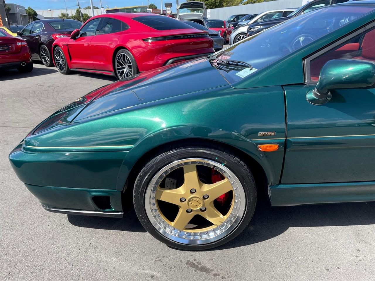 1990 Lotus Esprit Turbo SE 5 Speed Manual