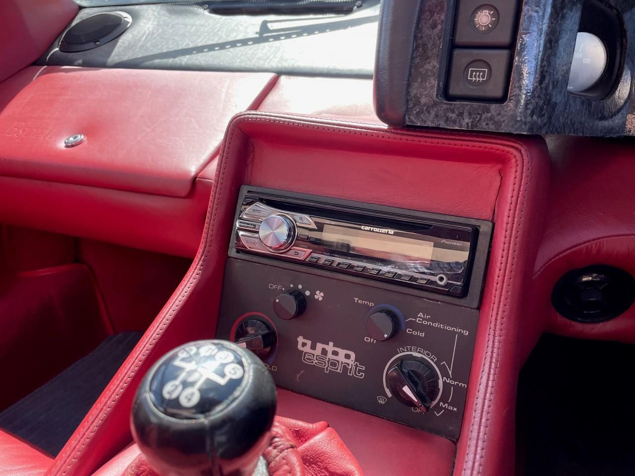 1990 Lotus Esprit Turbo SE 5 Speed Manual