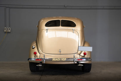 1937 FORD V8