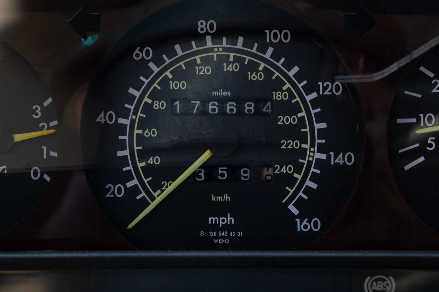 1983 MERCEDES-BENZ 500