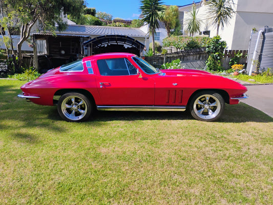 1965 Corvette C2