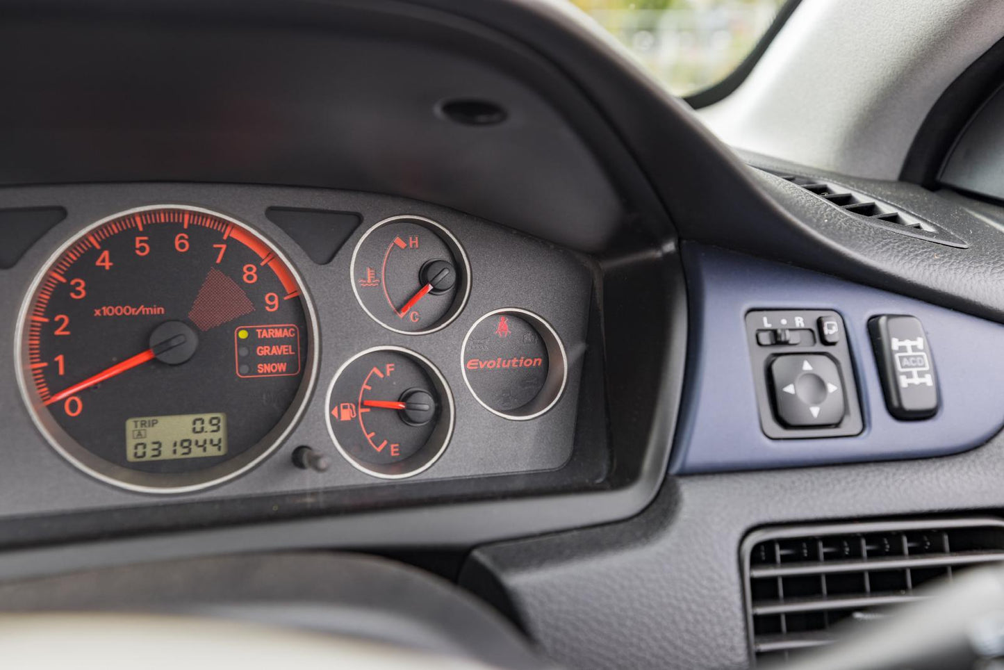 2004 Mitsubishi Lancer Evolution 8 (VIII) FQ-300
