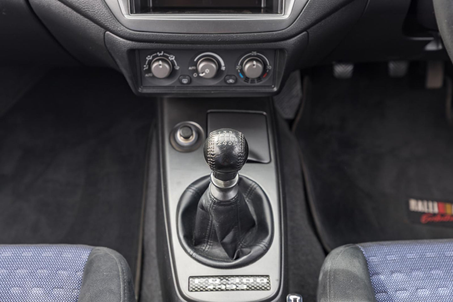 2004 Mitsubishi Lancer Evolution 8 (VIII) FQ-300