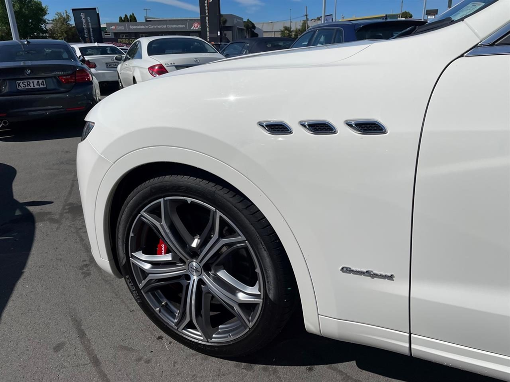 2021 Maserati Levante Gransport Facelift Q4