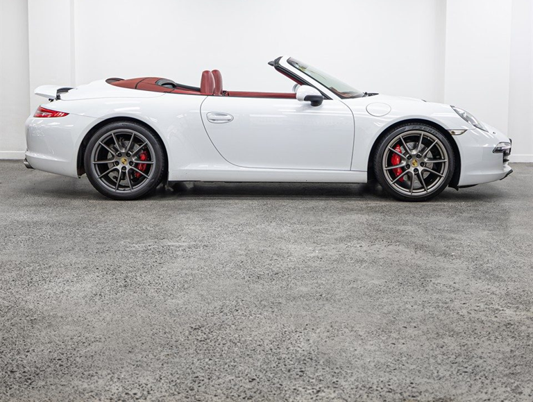2015 Porsche 911 Carrera S Cabriolet