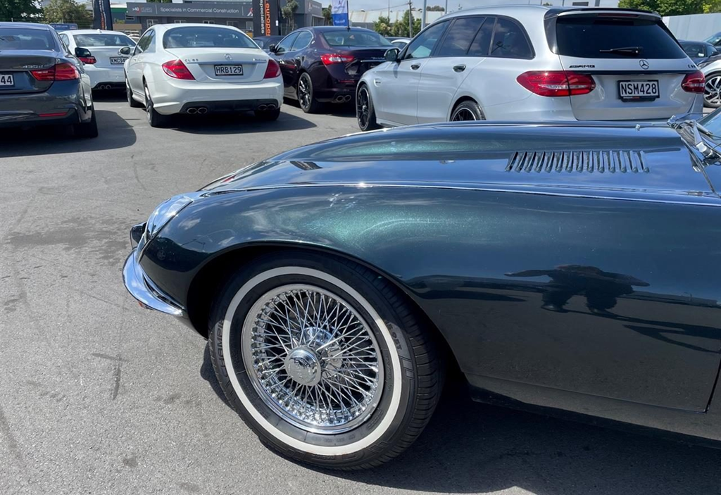 1971 Jaguar E Type 5.3 V12 4 Speed Manual