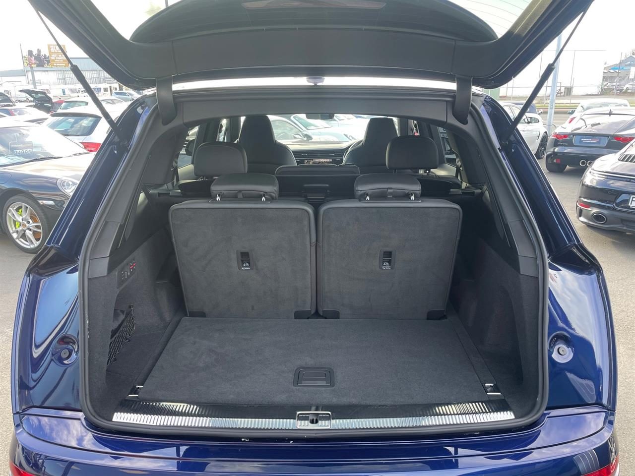 2022 Audi SQ7 4.0 V8 TFSI Black Edition *NEW*