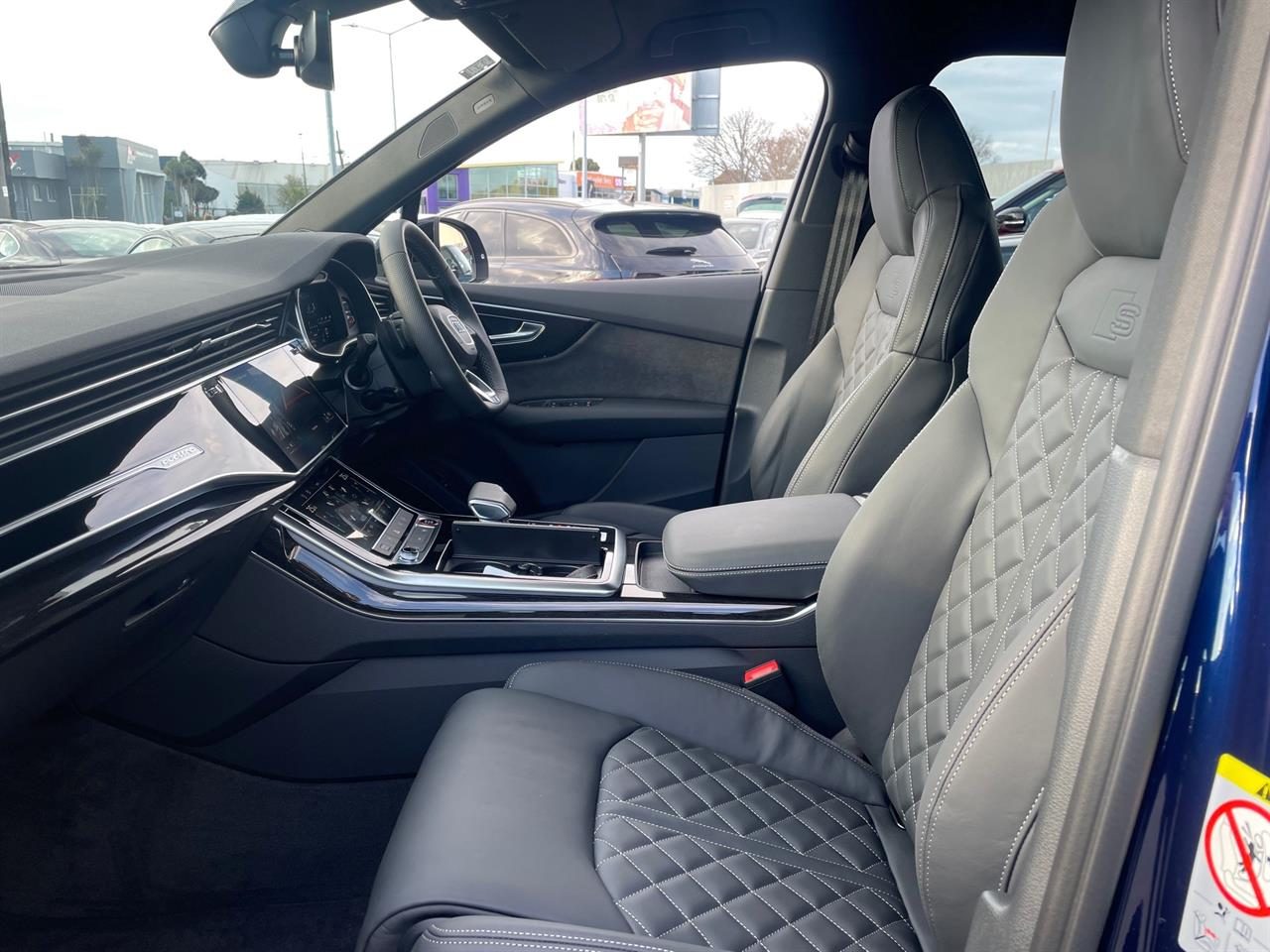 2022 Audi SQ7 4.0 V8 TFSI Black Edition *NEW*