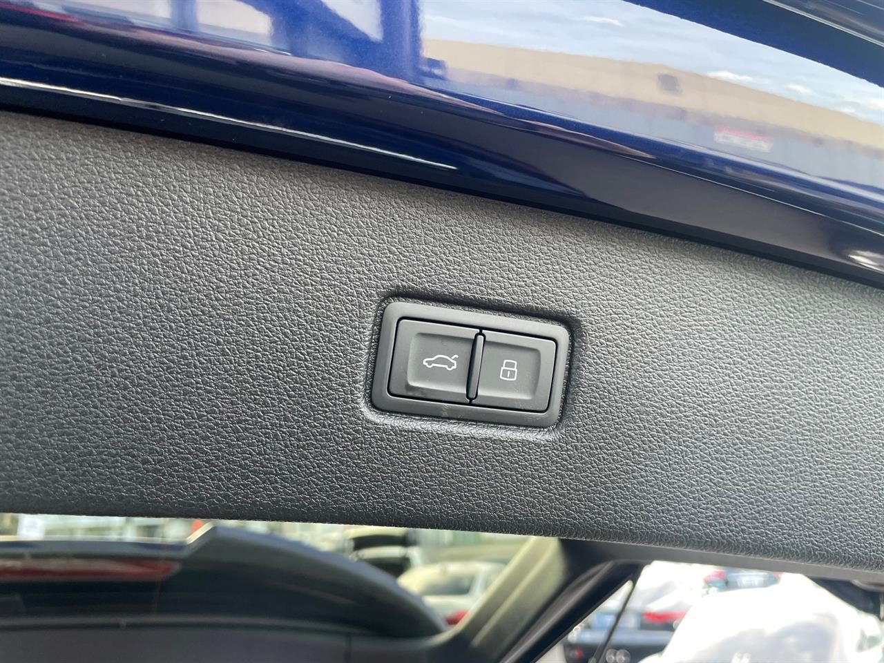 2022 Audi SQ7 4.0 V8 TFSI Black Edition *NEW*