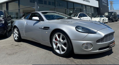 2004 Aston Martin Vanquish 6.0 V12 Generation 1