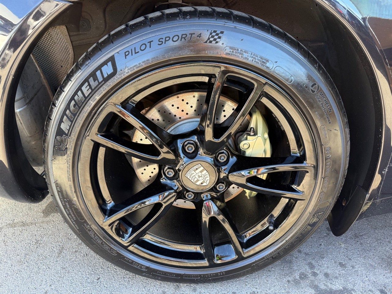 2010 Porsche 911 997.2 Carrera PDK Black Package