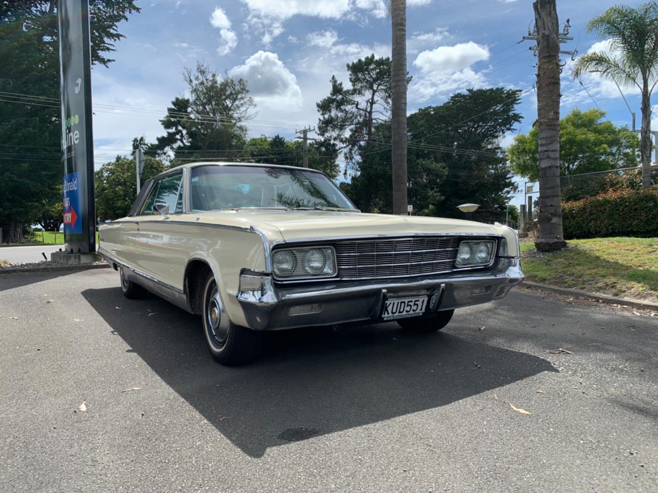 1965 Chrysler New Yorker Big Block, 2 Door Hardtop