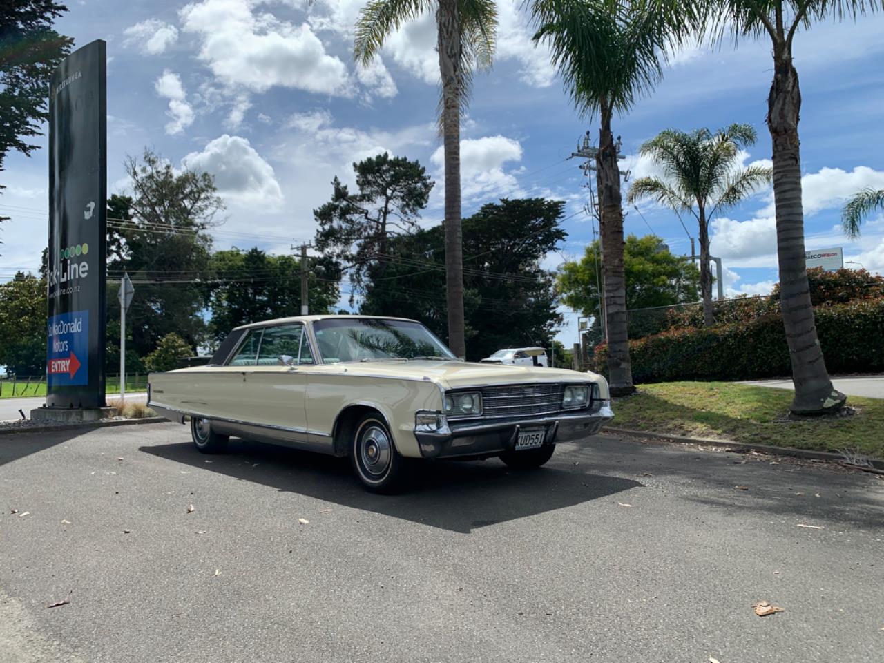 1965 Chrysler New Yorker Big Block, 2 Door Hardtop