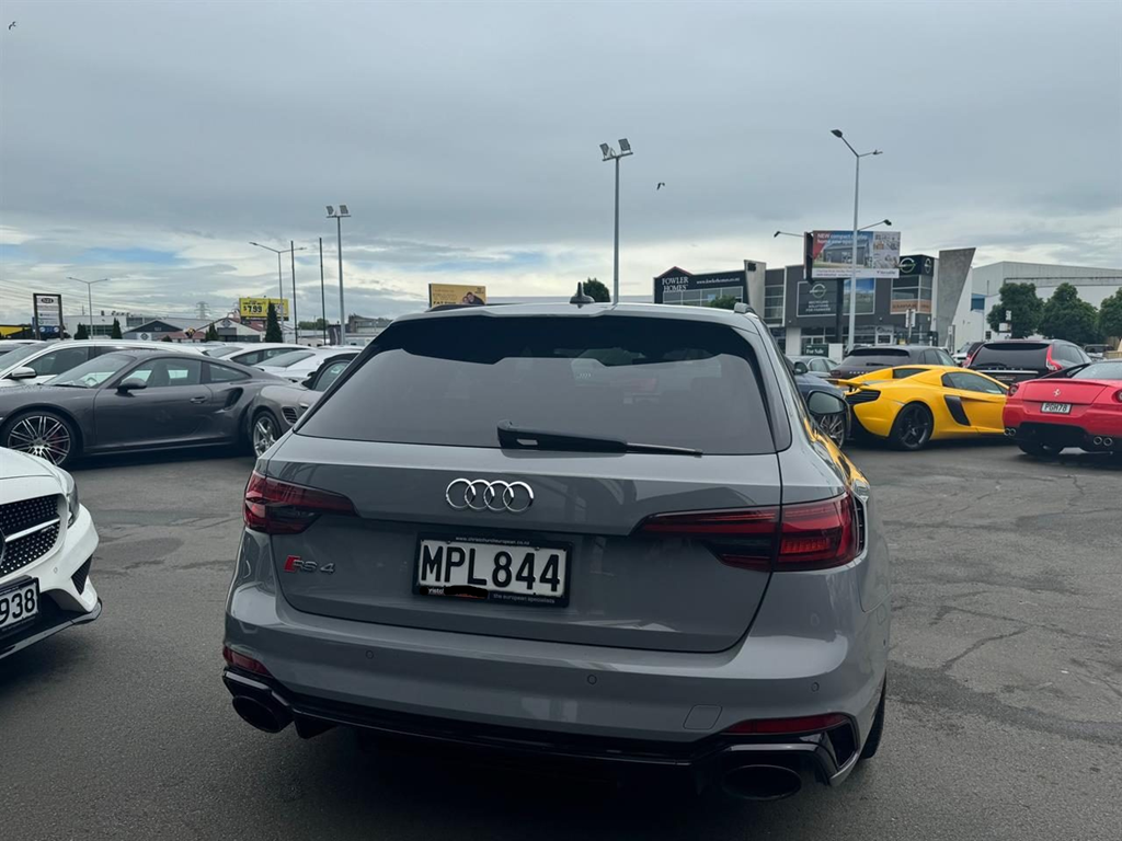 2019 Audi RS4 Quattro 2.9T New Shape Avant